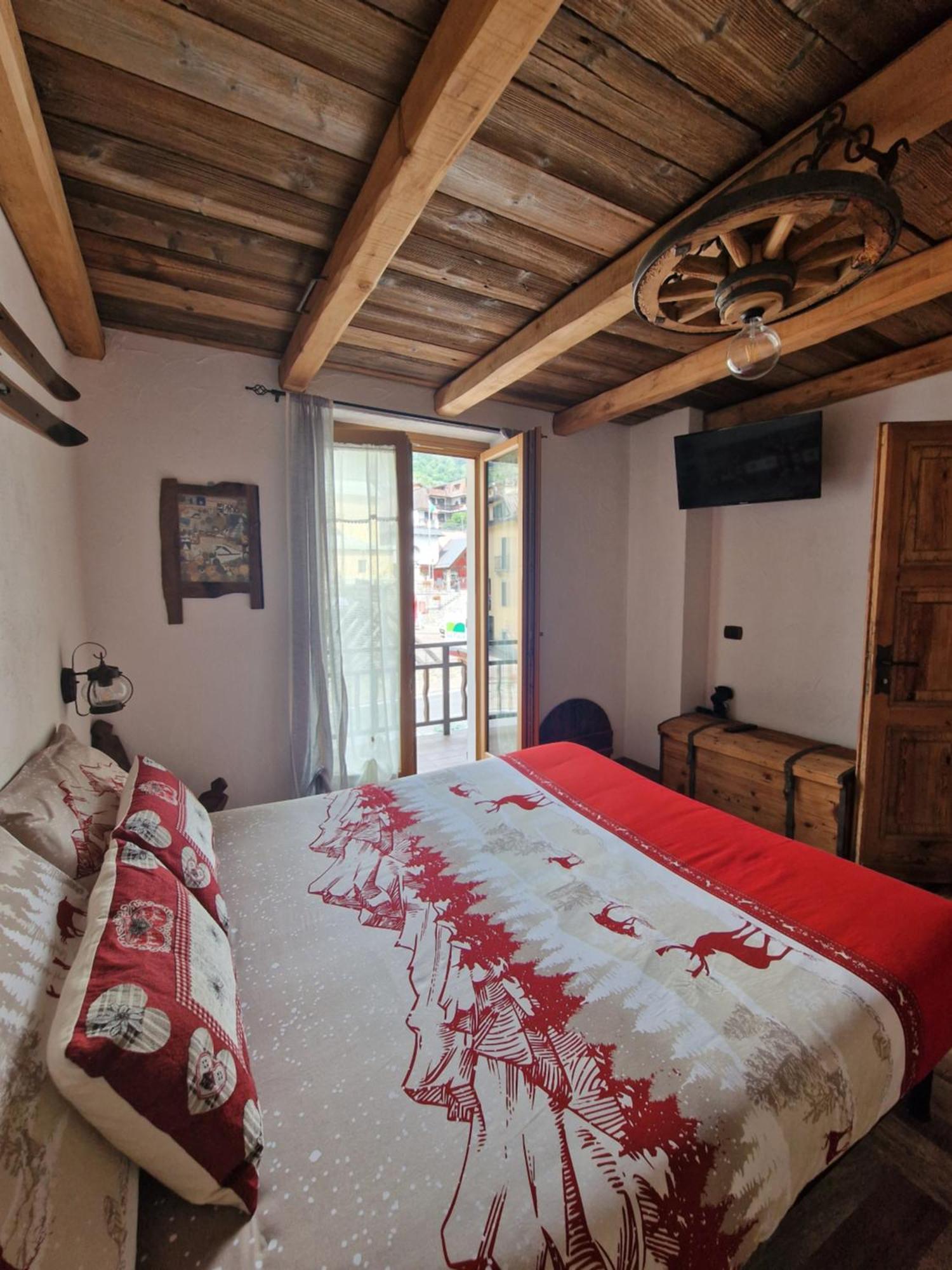 B&B Le Ciaf Temù Εξωτερικό φωτογραφία